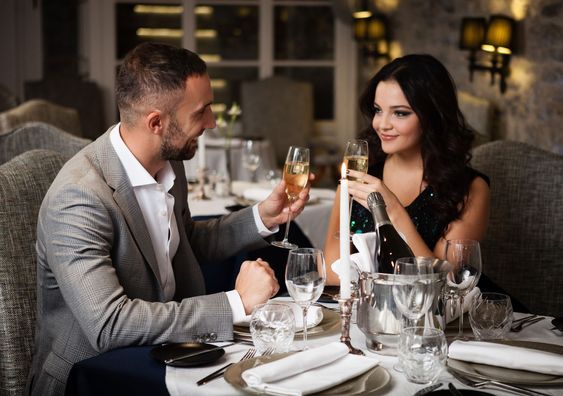 【求婚準備】十大常見求婚穿煲位！週年紀念求婚欠驚喜丶被口疏朋友出賣