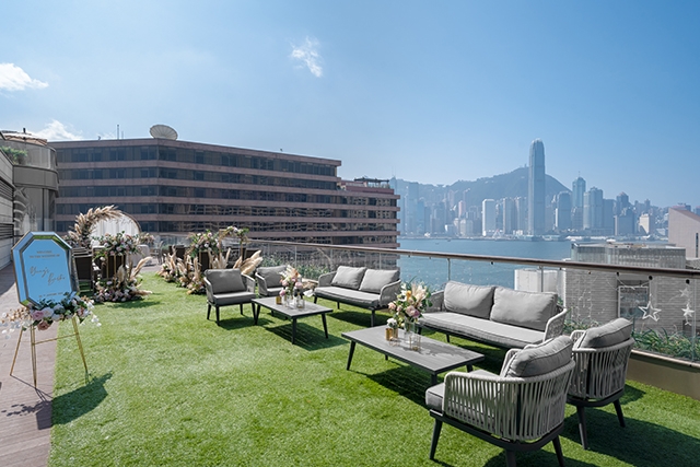 【網上婚展優惠】盡覽最壯麗醉人海景！戶外證婚場地「鏞鏞‧藝嚐館」︰輕婚禮套餐只需$38,000