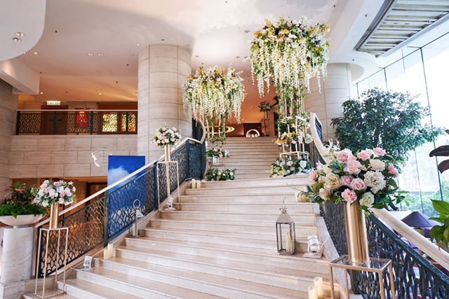 【網上婚展優惠】酒店婚宴場地景逸軒︰預訂酒席即回贈$20,000及送豐富禮遇！