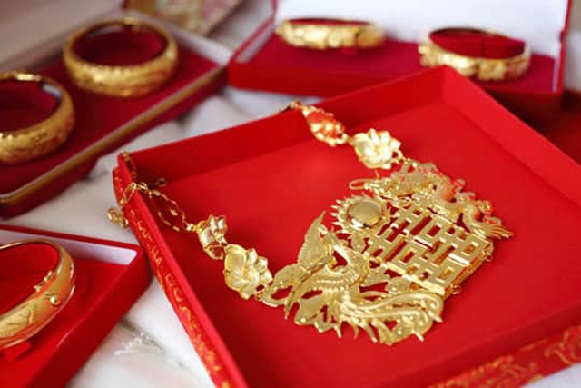 消費券攻略｜長輩買龍鳳鈪、買金器必學8個至抵方法｜買金投資的注意事項