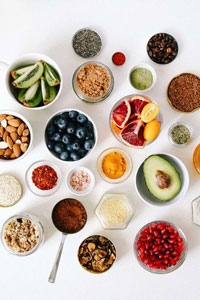 美肌營養補充品推薦丨比護膚品更有效？7大改善膚質氣色體態精選！膠原蛋白、抗氧化、美白淡斑、隔油排毒