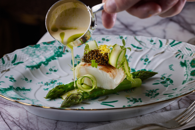 父親節餐廳2025｜米芝蓮中菜、傳統粵菜推介！帶爸爸品嚐懷舊精緻中菜、新派創意粵菜