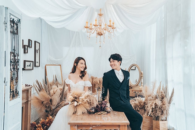 2025室內Pre-wedding邊間好？9間香港婚紗攝影Studio推介| 婚紗相格調及價錢