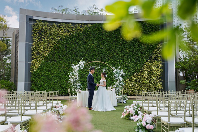 九龍東帝苑酒店的三樓「姻園」面積廣闊，可容納128位賓客