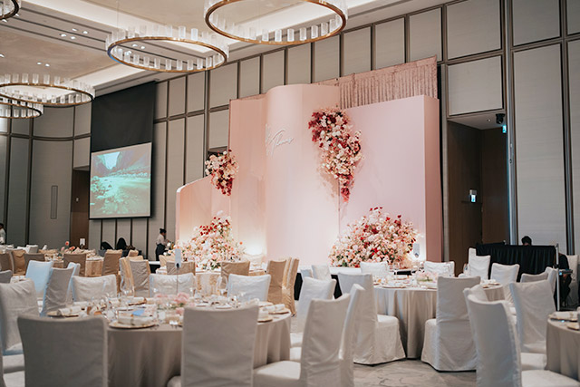 港島海景婚宴場地推介|高樓底宴會廳 空間感與設備兼備
