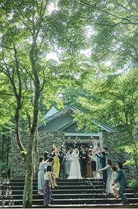 輕井澤婚禮2026|絕美四季的森系高質感教堂婚禮推薦!破解5大迷思與真相|距離東京僅1小時,「旅行控」新人必選