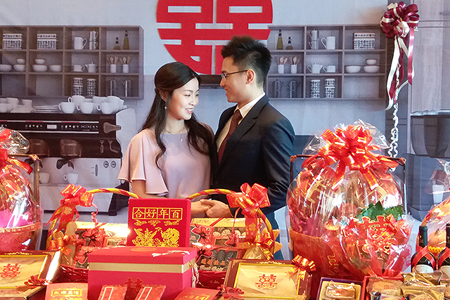 【網上婚展優惠 – 中式婚禮】羅勤芳星級大妗服務+過大禮套裝 優惠高達HK$3,500