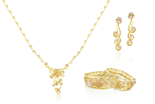 扭花粉紅貝母金飾