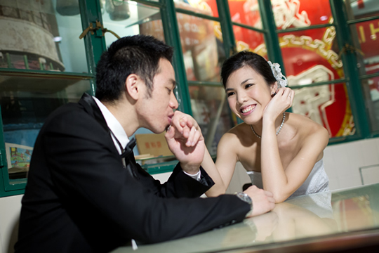 Sammi & Alec 從英倫到香港 生死相許