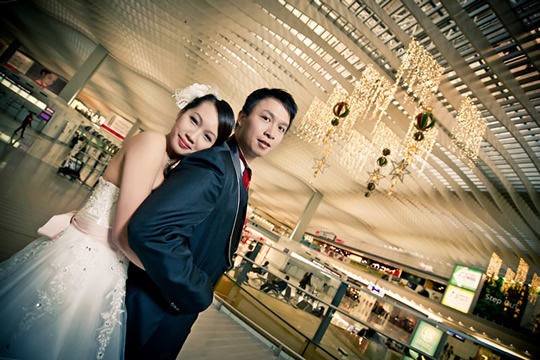 Yee & Pierre Love is in the air! 空中奇緣