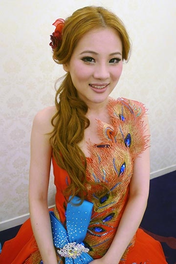 化身婚禮上的美麗焦點 Spotlight Image