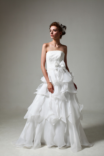 中上環樓上舖之婚紗尋寶圖