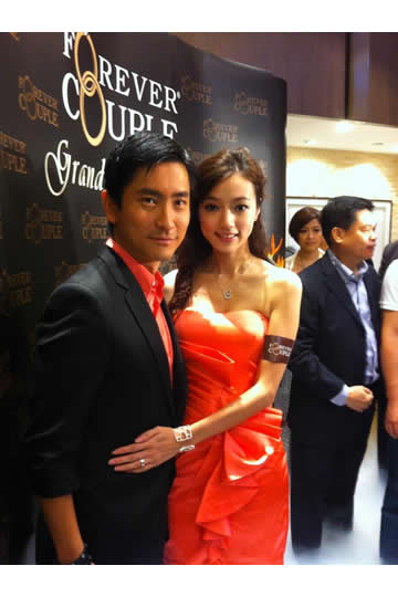 兩大婚戒陣營 強勢進駐鬧市