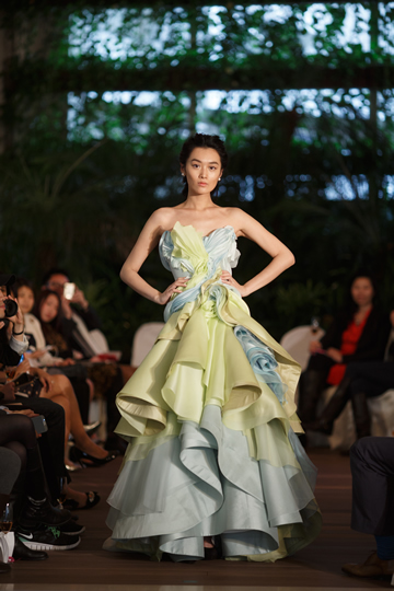 走進浪漫女孩的幻想世界