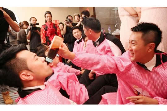 接新娘：兄弟姊妹攻略指南