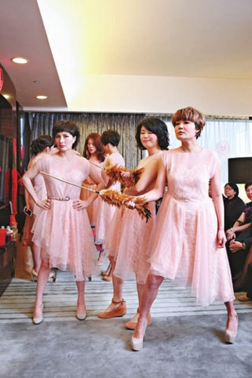 接新娘：兄弟姊妹攻略指南