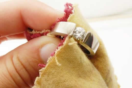 令鑽戒歷久常新的 9 個方法