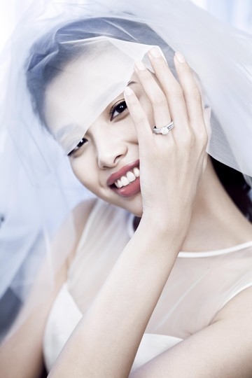 感動 心動 周生生婚戒為幸福訂盟