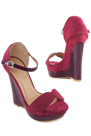 震撼價網購婚鞋 $100有找！