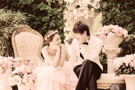 Renee & Ricky - 縱使世界包圍　決意誓死一齊