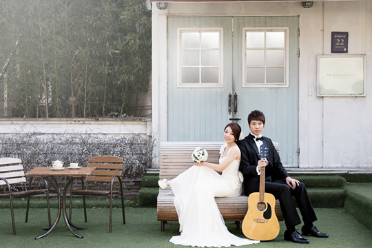 Renee & Ricky - 縱使世界包圍　決意誓死一齊