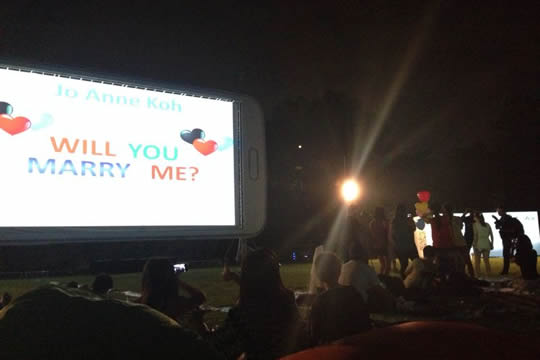 8大求婚新招 悶蛋們偷師吧！