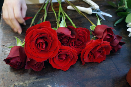 花藝師分享 冬日花球必備元素