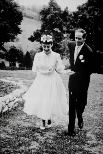 40-90年代復古婚紗點樣分？