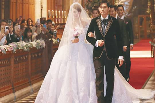 新娘點評 10 位女星婚紗 look