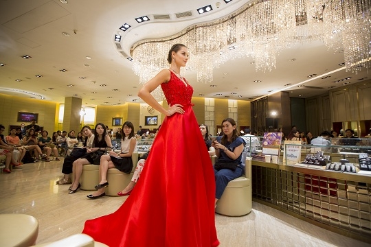 Spring Wedding x 英皇珠寶 時尚古典婚紗發佈會花絮