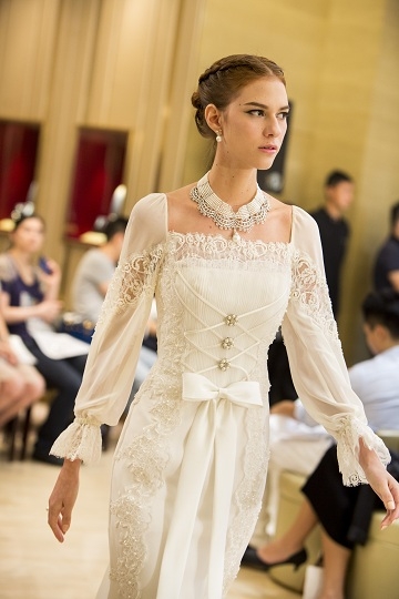 Spring Wedding x 英皇珠寶 時尚古典婚紗發佈會花絮