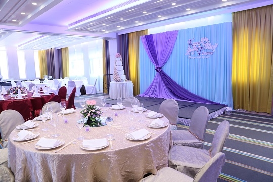 繁華城裡 實現空中婚禮 香港柏寧酒店