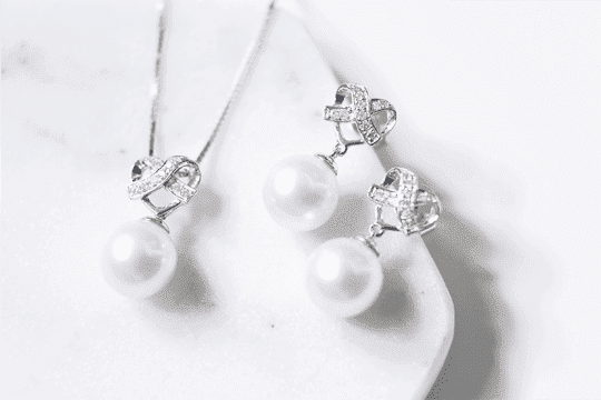 給自己的嫁妝！新娘配襯珍珠首飾的靈感