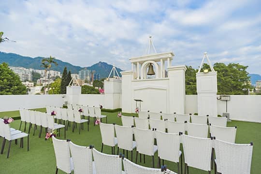 超浪漫白色婚禮！華麗城堡午宴