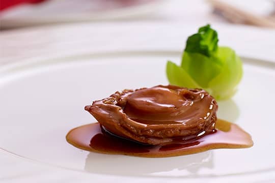 30年專業用心經驗，助你盡享皇家氣派婚宴