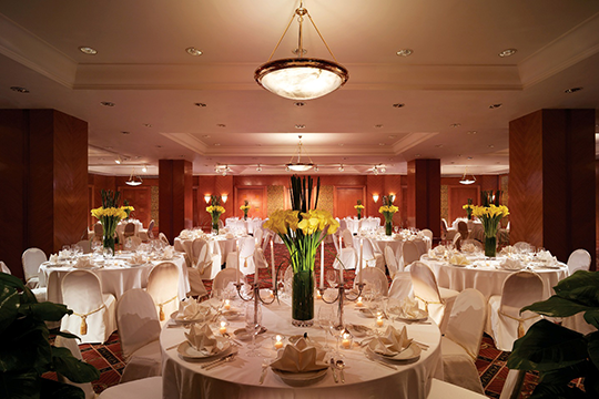 浪漫池畔婚禮之選！參加酒店婚宴展睇場即享優惠