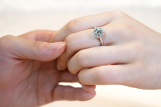 5大原因 必選專屬訂製求婚鑽戒！