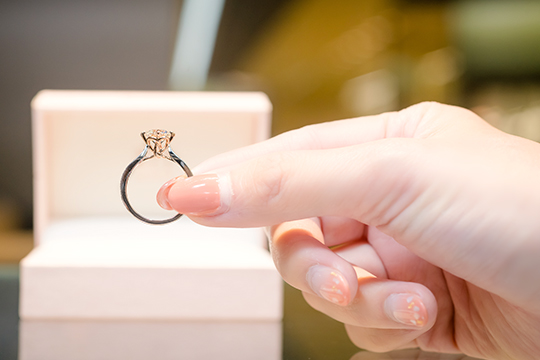 【壓軸登場】全新「同心結」婚戒系列 幸福繩結連繫兩顆心