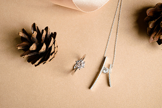 【聖誕禮物提案】女友個性揀禮物 4款鑽戒x頸鍊推介