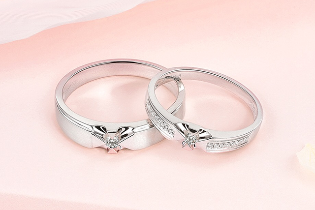 【網上婚展優惠 – 婚戒】六福珠寶18K金訂製鑽戒 4月限定88折