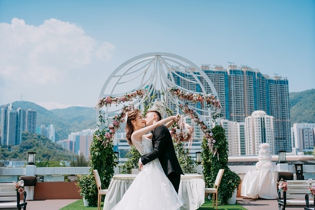 婚宴場地回顧分享｜雙喜臨門水中天  沙田畫舫滿載新人幸福回憶