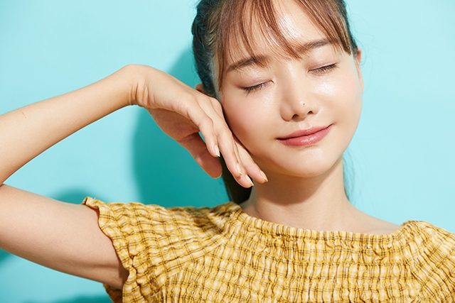 【2023 結婚準備、pre wedding準備清單】5個不可不知的方法營造完美婚前水嫩肌  婚紗相上鏡全身零死角！實測7天高效美顏秘技